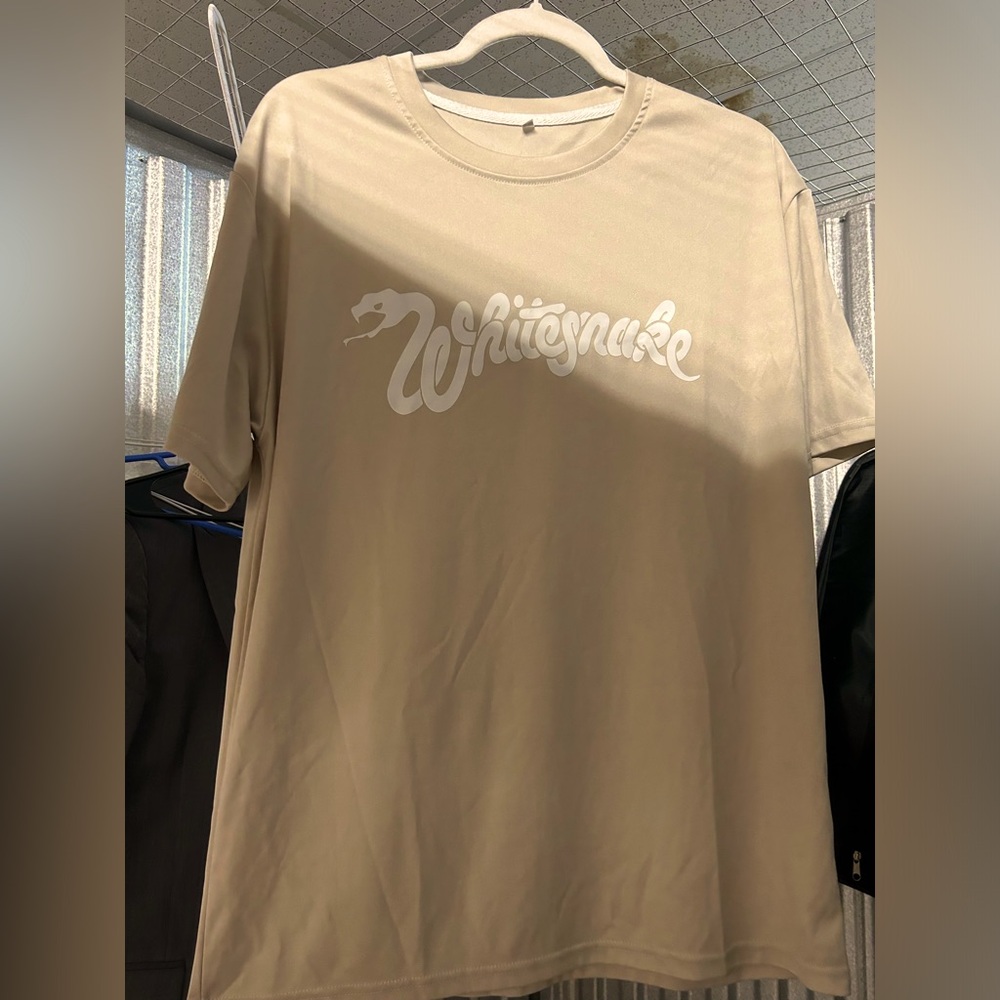 Band Shirt Whitesnake Active Dri Fit T shirt cream/tan size Large